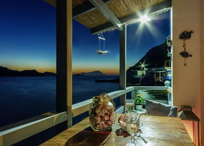 Kalimera & Apoplous Boathouse