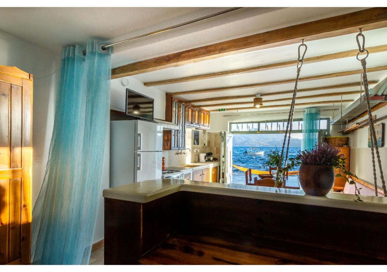 Apartment Kalimera & Apoplous Boathouse