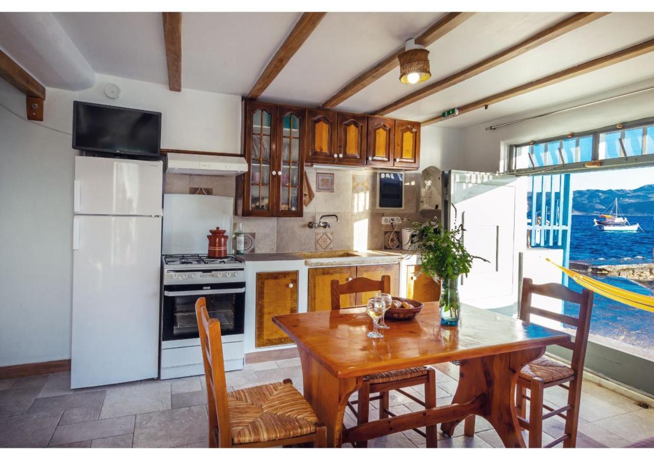 Апартаменты Kalimera & Apoplous Boathouse Klima (Milos)